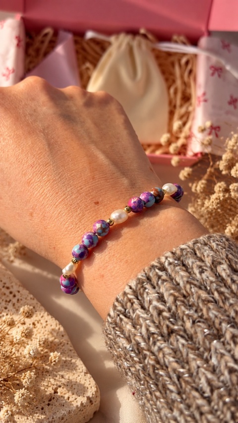 bransoletka kolorowa, bransoletka z perłą słodkowodną, bransoletka fioletowa, bransoletka turkusowa, bransoletka handmade,